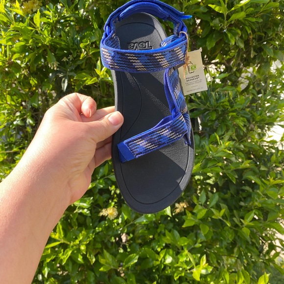 NWOB Teva Kids Hurricane XLT 2 - Picture 3 of 11